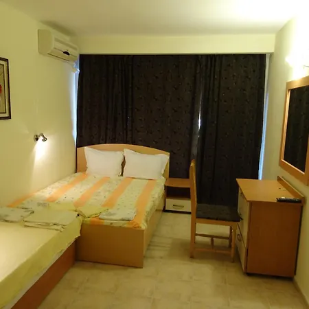 Hotel In Gramada *